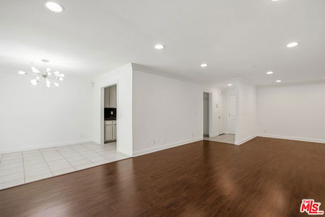 1508 VETERAN Avenue 105, Los Angeles, CA 90024