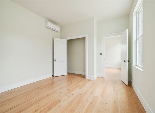 110 Eighth St, New Bedford, MA 02740