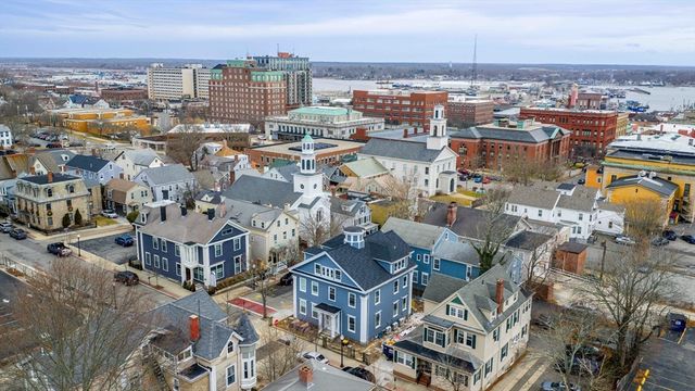 110 Eighth St, New Bedford, MA 02740