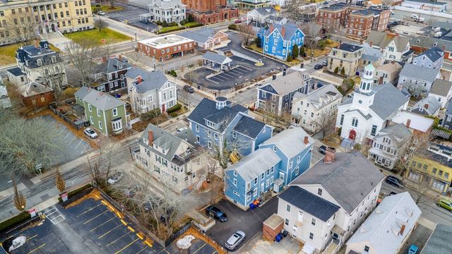 110 Eighth St, New Bedford, MA 02740