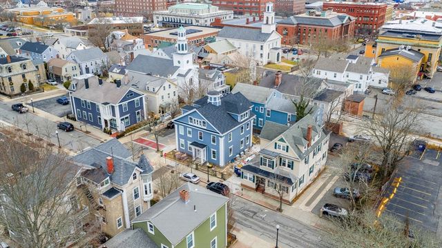 110 Eighth St, New Bedford, MA 02740