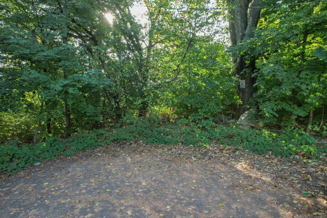 Hungerford Avenue, Waterbury, CT 06701