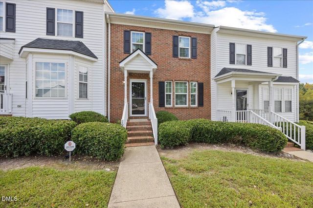 1932 Stroll Circle, Fuquay Varina, NC 27526