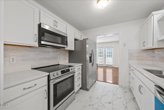 1932 Stroll Circle, Fuquay Varina, NC 27526