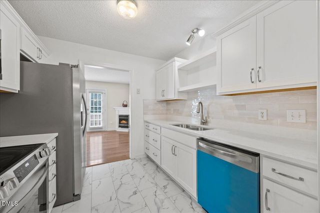 1932 Stroll Circle, Fuquay Varina, NC 27526