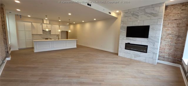 814 Virginia Street E 6, Charleston, WV 25301