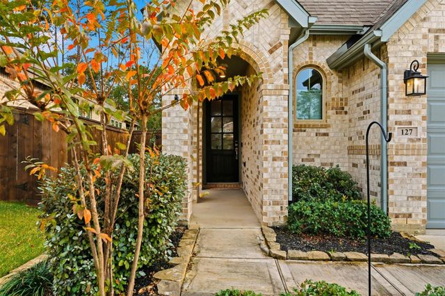 127 Lukewood Circle, Willis, TX 77318