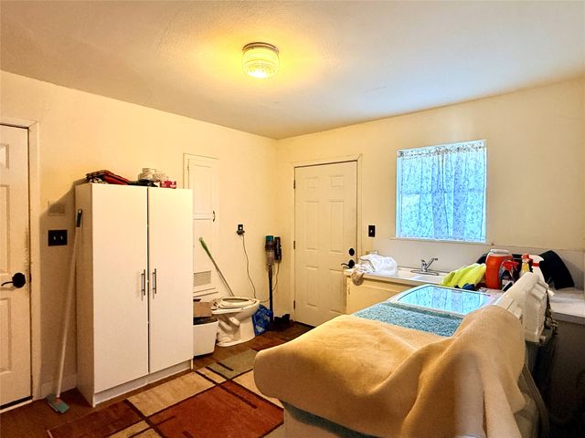 429 Agnes Avenue, Marlin, TX 76661