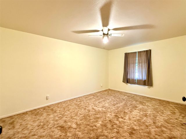 429 Agnes Avenue, Marlin, TX 76661