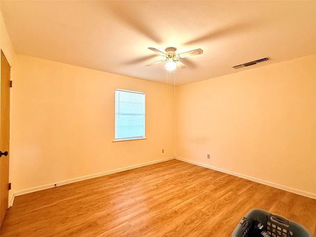 429 Agnes Avenue, Marlin, TX 76661