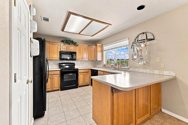 12097 Kyle Lane, Blue Ridge, TX 75424