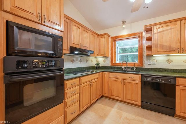 6239 Betron WAY, Mechanicsville, VA 23111