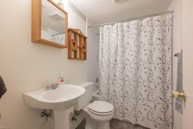 6239 Betron WAY, Mechanicsville, VA 23111