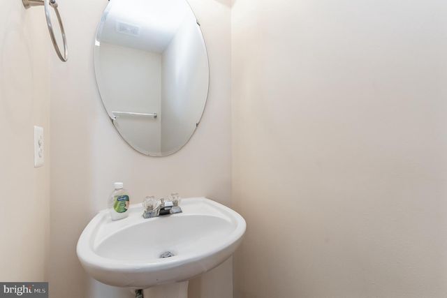 20884 CONESUS SQ, Ashburn, VA 20147