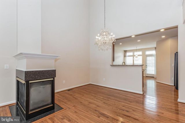20884 CONESUS SQ, Ashburn, VA 20147