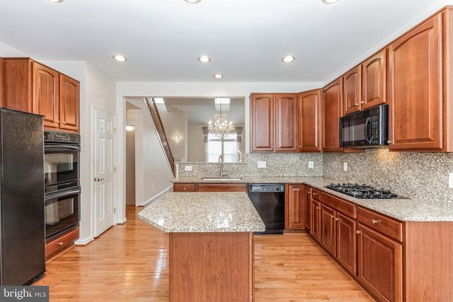 20884 CONESUS SQ, Ashburn, VA 20147