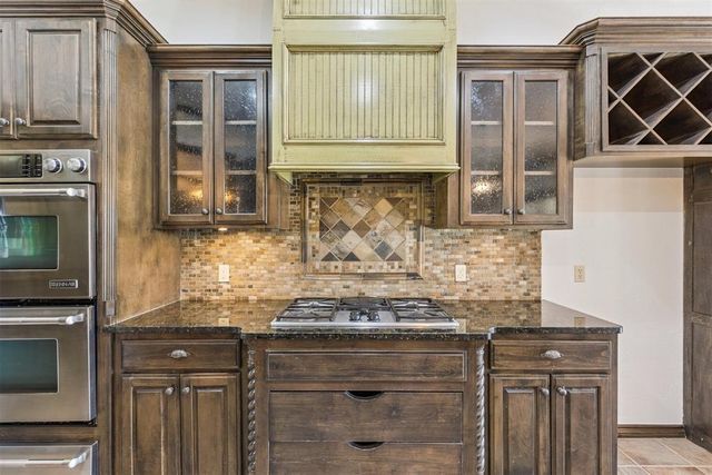 16004 Rim Road, Edmond, OK 73013