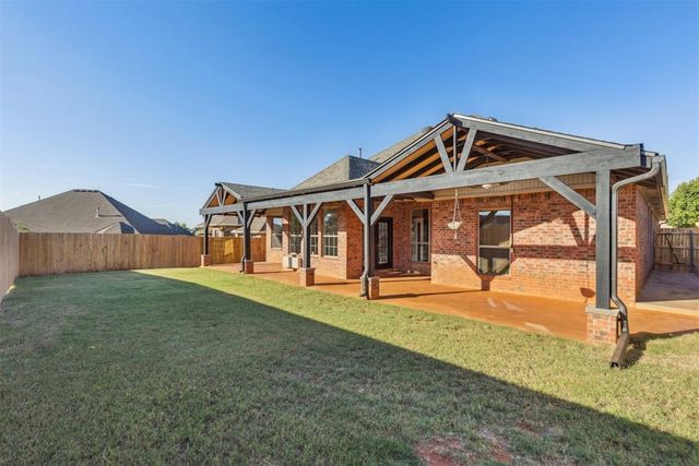 16004 Rim Road, Edmond, OK 73013