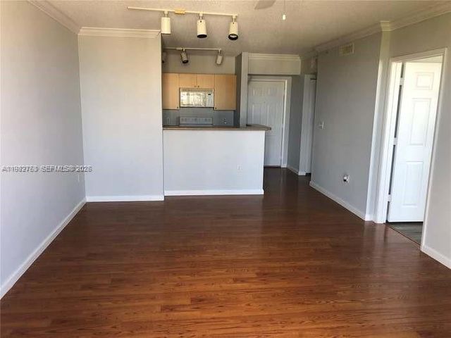 1919 Van Buren 619a 619a, Hollywood, FL 33020
