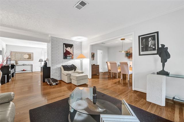 4831 Knickerbocker Street, Houston, TX 77035
