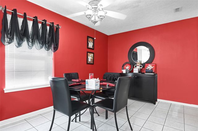 4831 Knickerbocker Street, Houston, TX 77035