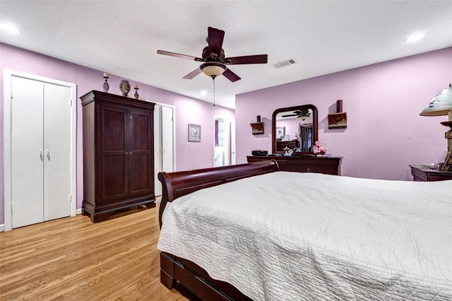 4831 Knickerbocker Street, Houston, TX 77035