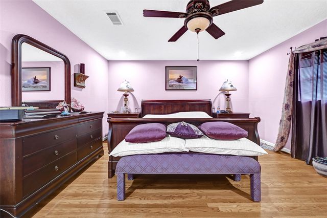 4831 Knickerbocker Street, Houston, TX 77035