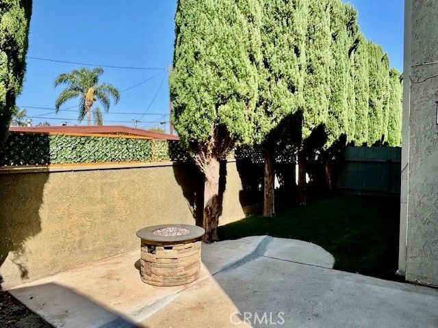 2558 ORANGE Avenue E, Costa Mesa, CA 92627