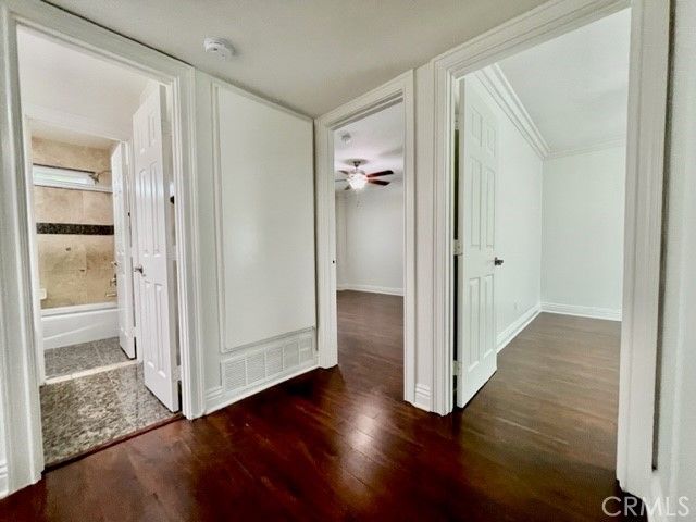 2558 ORANGE Avenue E, Costa Mesa, CA 92627