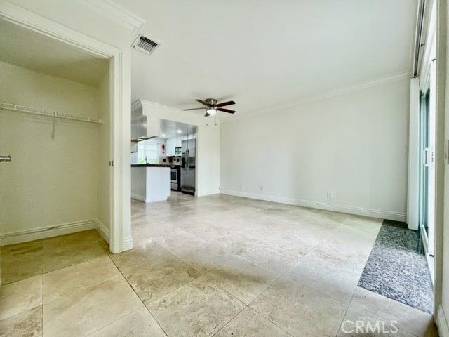 2558 ORANGE Avenue E, Costa Mesa, CA 92627