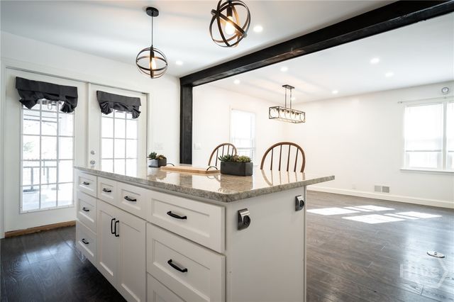 110 Lakeview Drive, Winterville, GA 30683