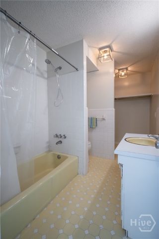 110 Lakeview Drive, Winterville, GA 30683