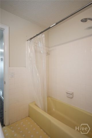 110 Lakeview Drive, Winterville, GA 30683