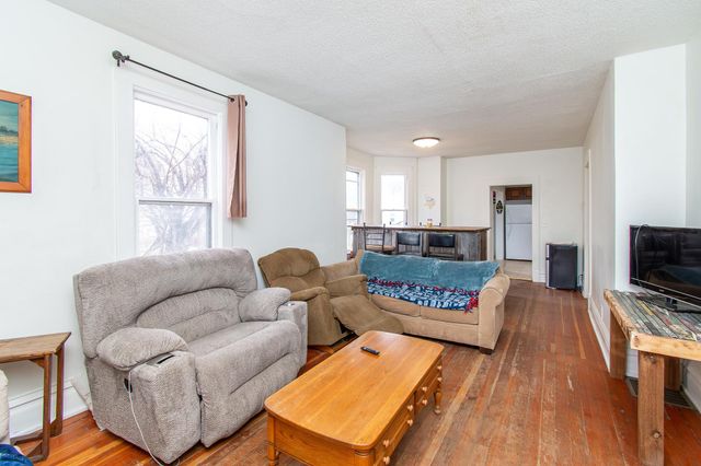 708 7th Street N, Fargo, ND 58102