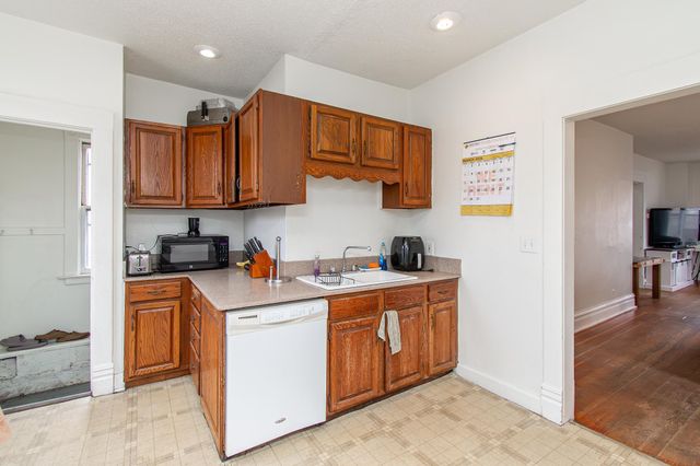 708 7th Street N, Fargo, ND 58102