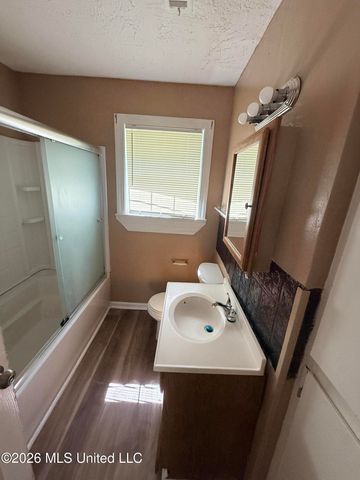 1335 Morson Road, Jackson, MS 39209