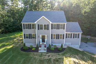 35 Mammoth Road, Londonderry, NH 03053