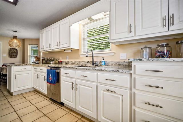 1721 Spanish Trace Drive, Saraland, AL 36571