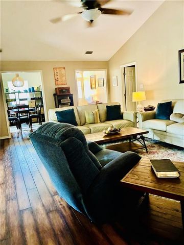 1721 Spanish Trace Drive, Saraland, AL 36571