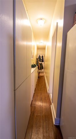 2207 19th Street 34, Astoria, NY 11105