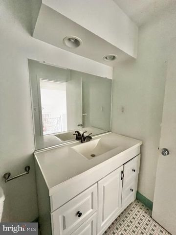 912 HOYT ST, Silver Spring, MD 20902