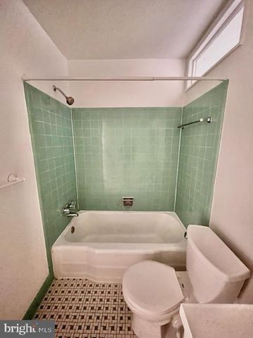 912 HOYT ST, Silver Spring, MD 20902