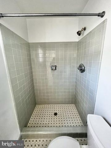 912 HOYT ST, Silver Spring, MD 20902