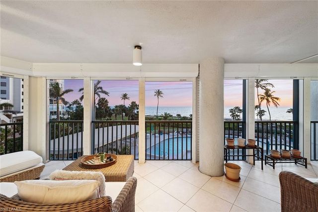 4651 Gulf Shore BLVD N # 101, Naples, FL 34103