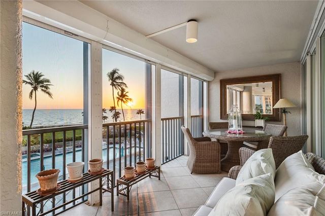 4651 Gulf Shore BLVD N # 101, Naples, FL 34103