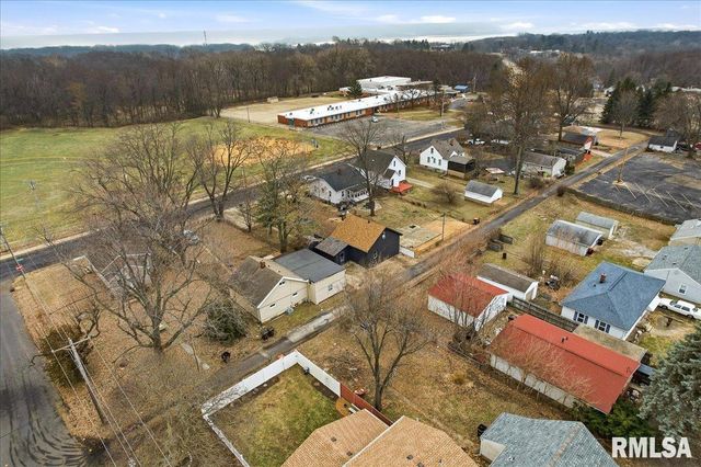 3803 N GRAND Boulevard, Peoria, IL 61604