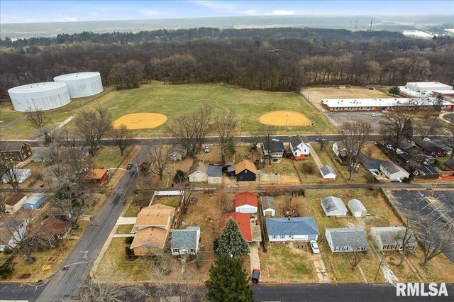 3803 N GRAND Boulevard, Peoria, IL 61604