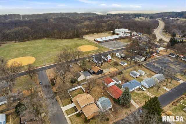 3803 N GRAND Boulevard, Peoria, IL 61604