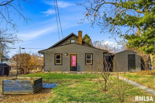 3803 N GRAND Boulevard, Peoria, IL 61604