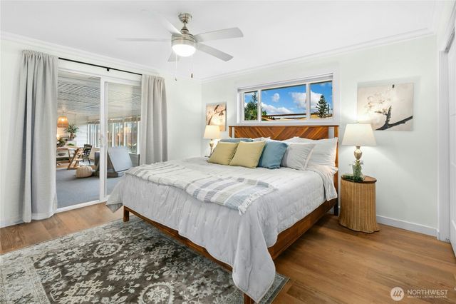 813 Kirkland Avenue NE, Renton, WA 98056